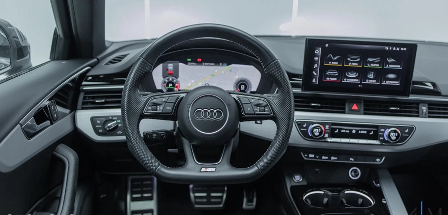 Audi A4 cena 169900 przebieg: 71000, rok produkcji 2020 z Pionki małe 781